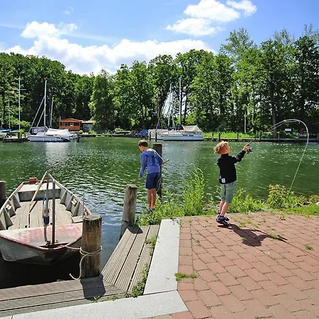 Hafenflair Am Plauer See, Cleaning Included Apartament